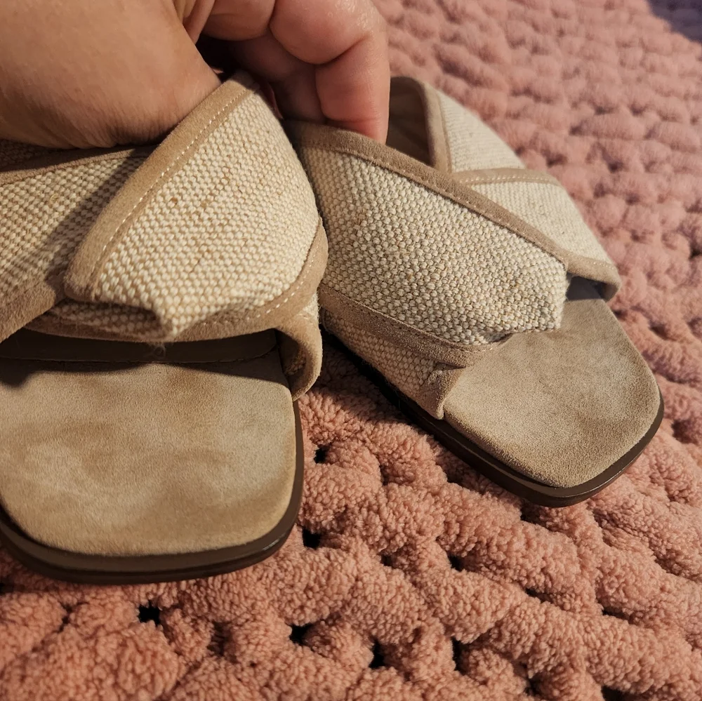 J. McLaughlin Tan and Cream Sandals